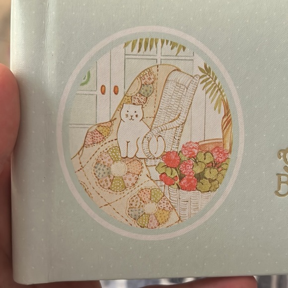 Vintage C R Gibson 1977 photo album Grandma's Brag Book in Light Green - Picture 5 of 5